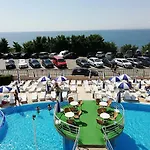 Dea Pasavan Apartamento Ravda