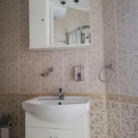 Dea Pasavan Apartamento