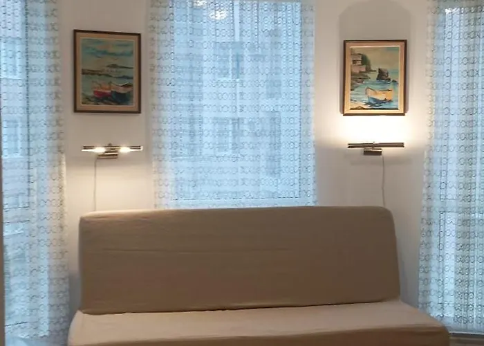 Апартамент Dea Pasavan Равда